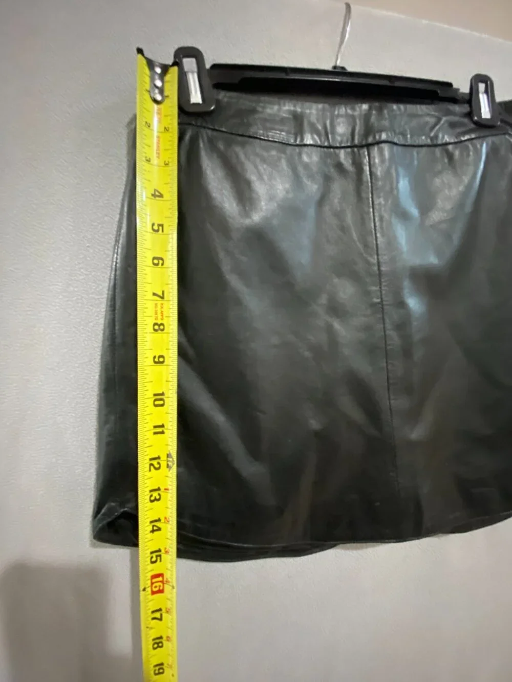 BB Dakota 100% Leather Black Mini Skirt Size 2 Genuine Leather Zip Back